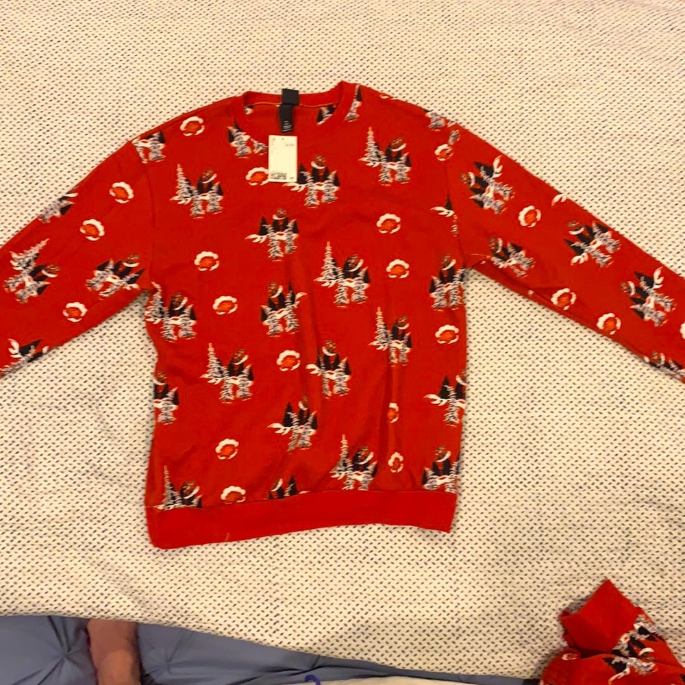Santa Baby! Sweatshirt NWT